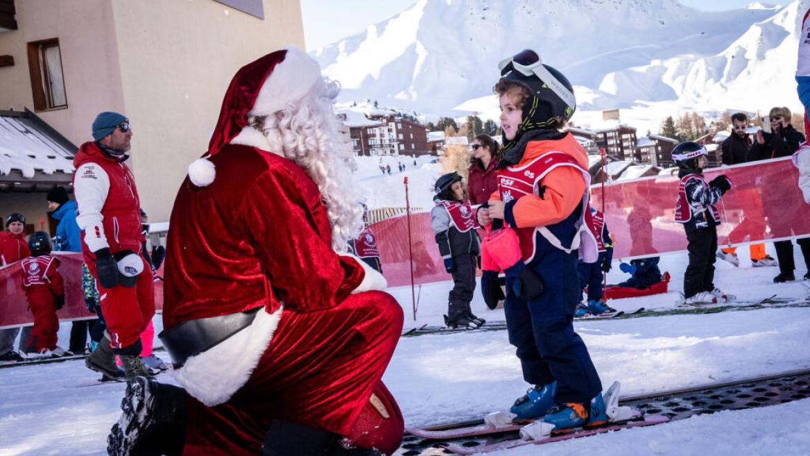 Séance photo avec le Père Noël et maquillage enfants_La Plagne